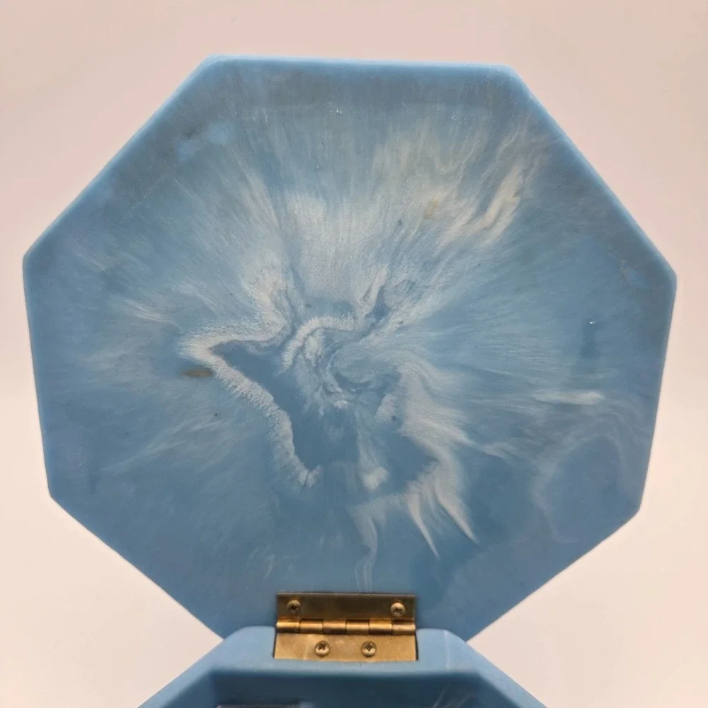 Vintage Incolay Stone Blue & White Jewelry Or Trinket Music Box With Unicorns